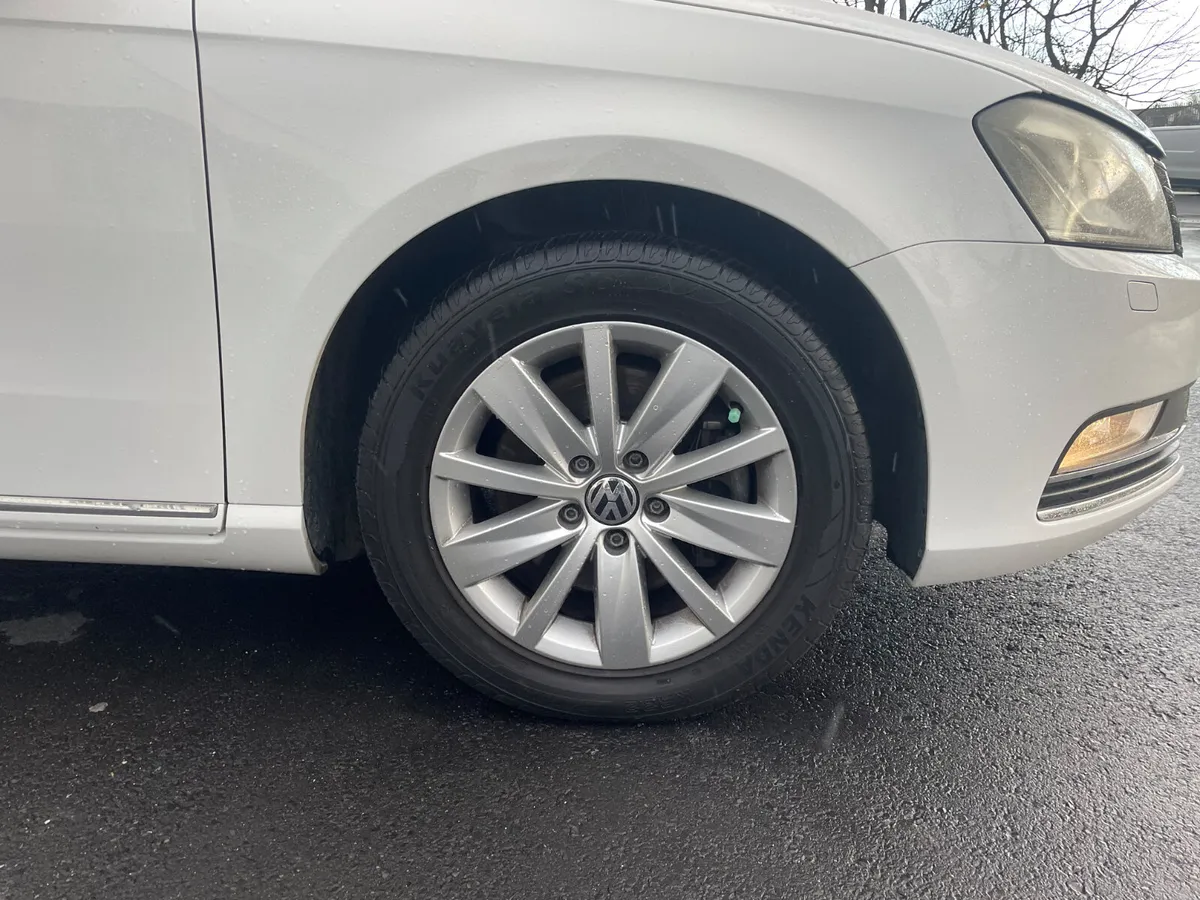 AUTO-PETROL-ESTATE-BLUETOOTH STREAMING-270TAX - Image 2