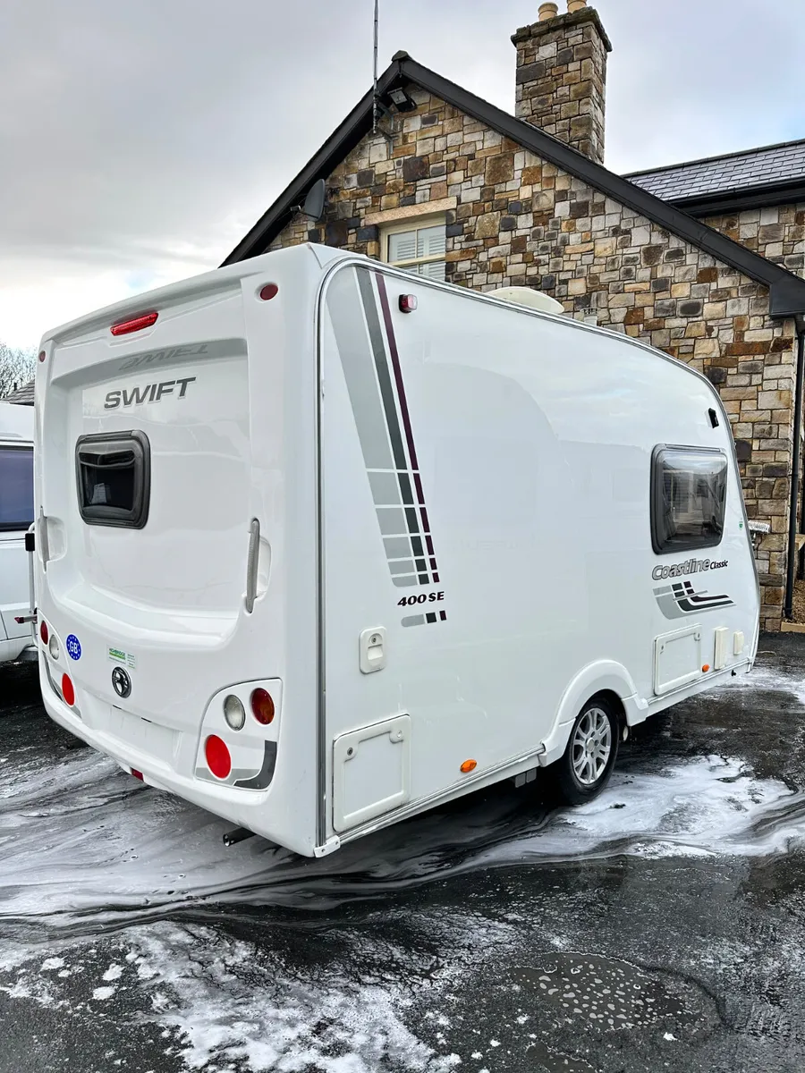 ✨STUNNING SWIFT COASTLINE CLASSIS 12FT 2 BERTH✨ - Image 2