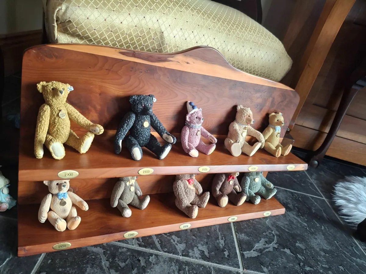 ​Investment-Class Steiff Historical Bears... - Image 1