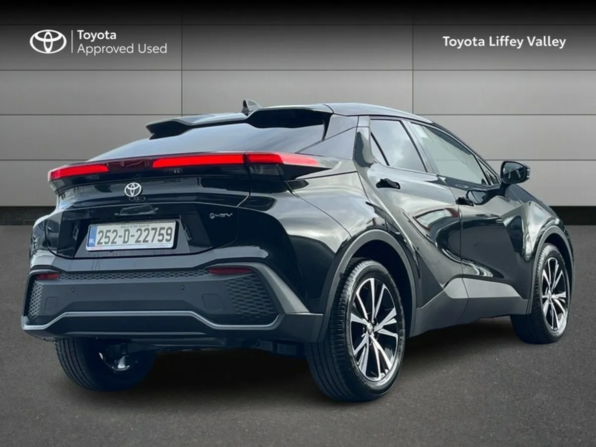 Toyota C-HR C-HR HYBRID SPORT 1.8 - Image 2