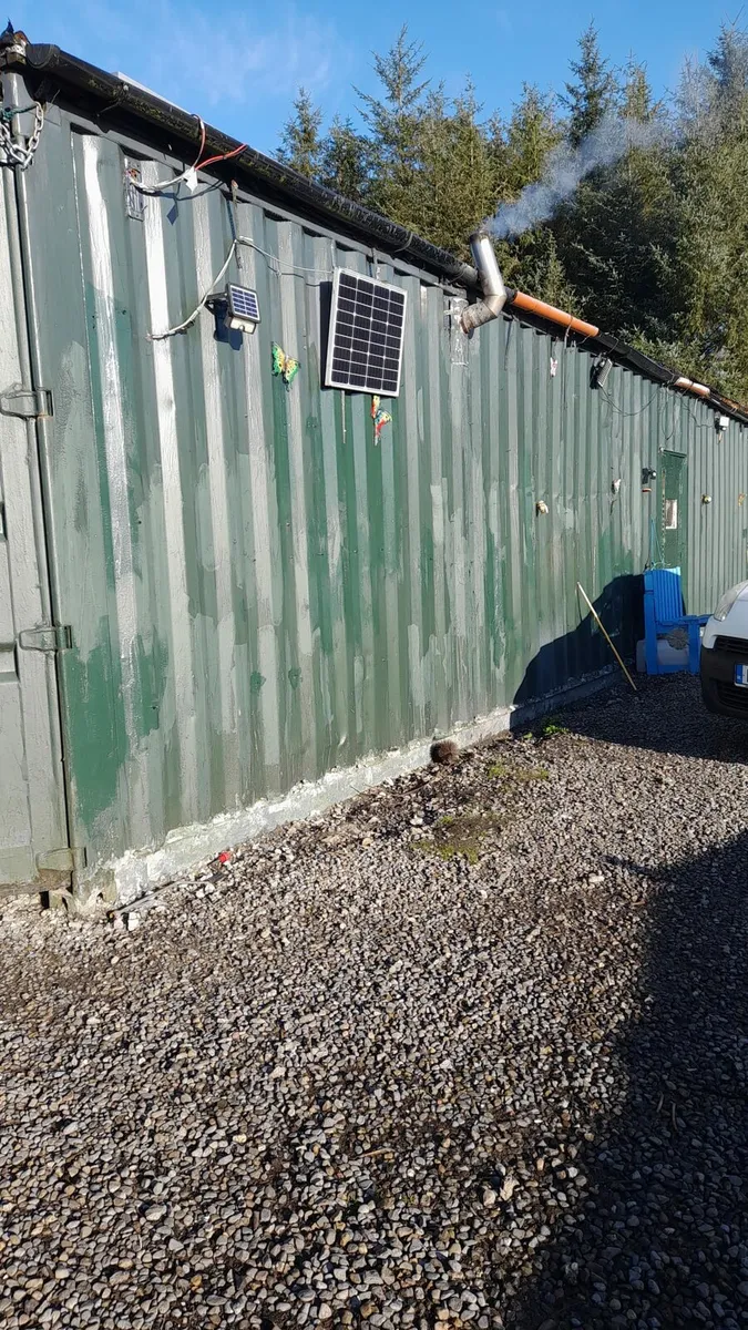 40ft living quaters - Image 1