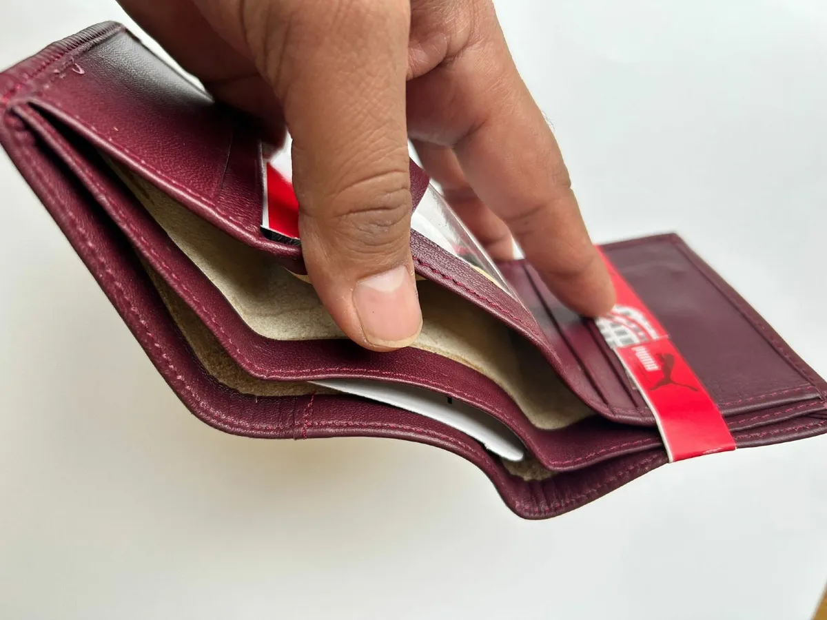 Brand New Genuine Leather Trifold cardholder - Image 2