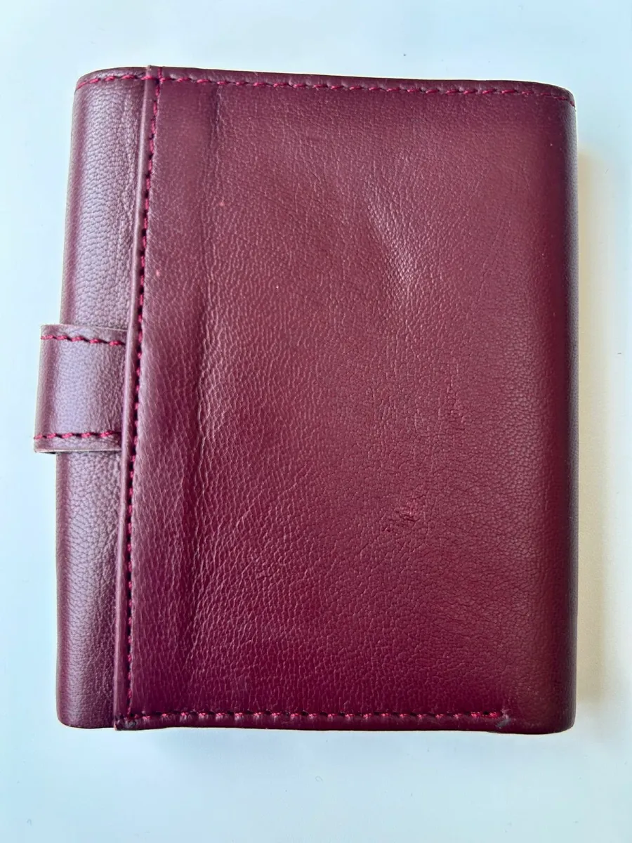 Brand New Genuine Leather Trifold cardholder - Image 4