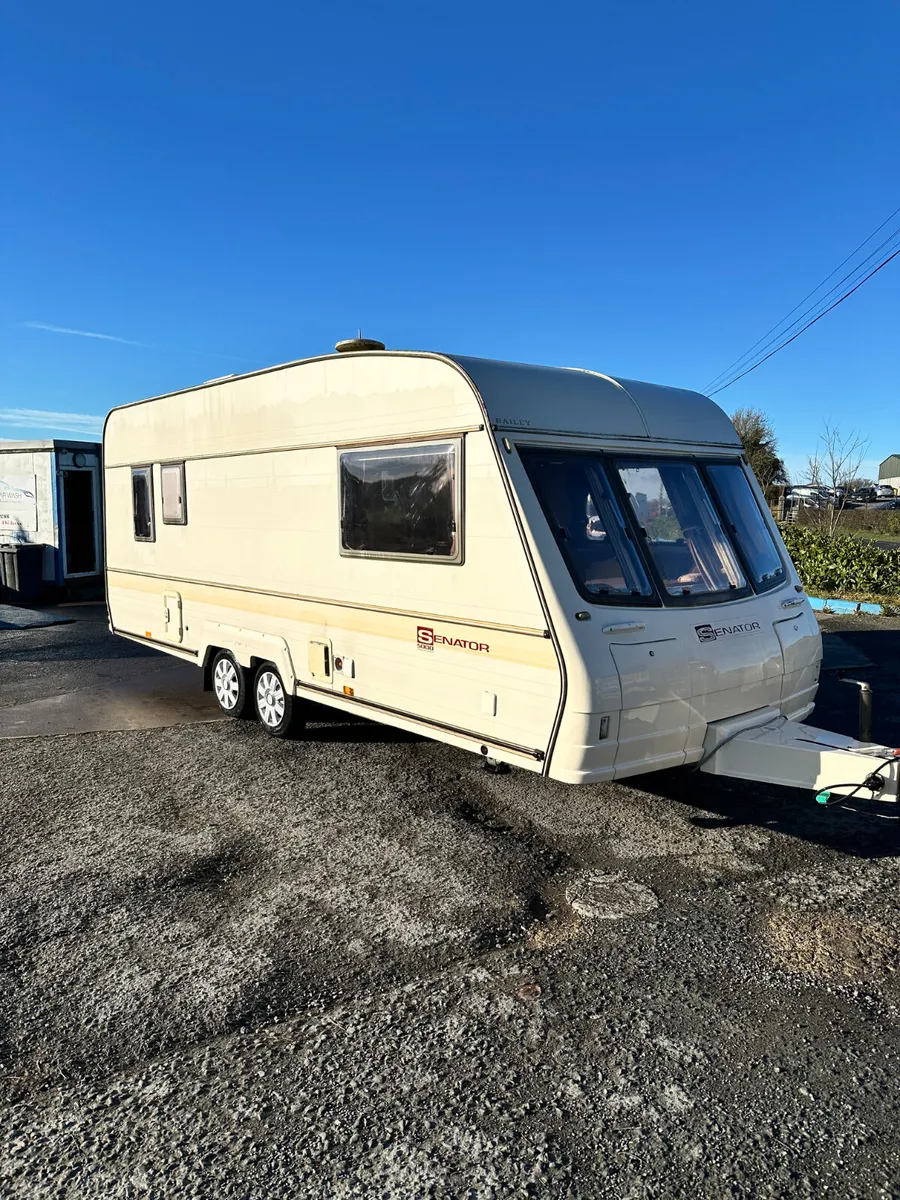 ✨BAILEY SENATOR 5 BERTH✨ - Image 1
