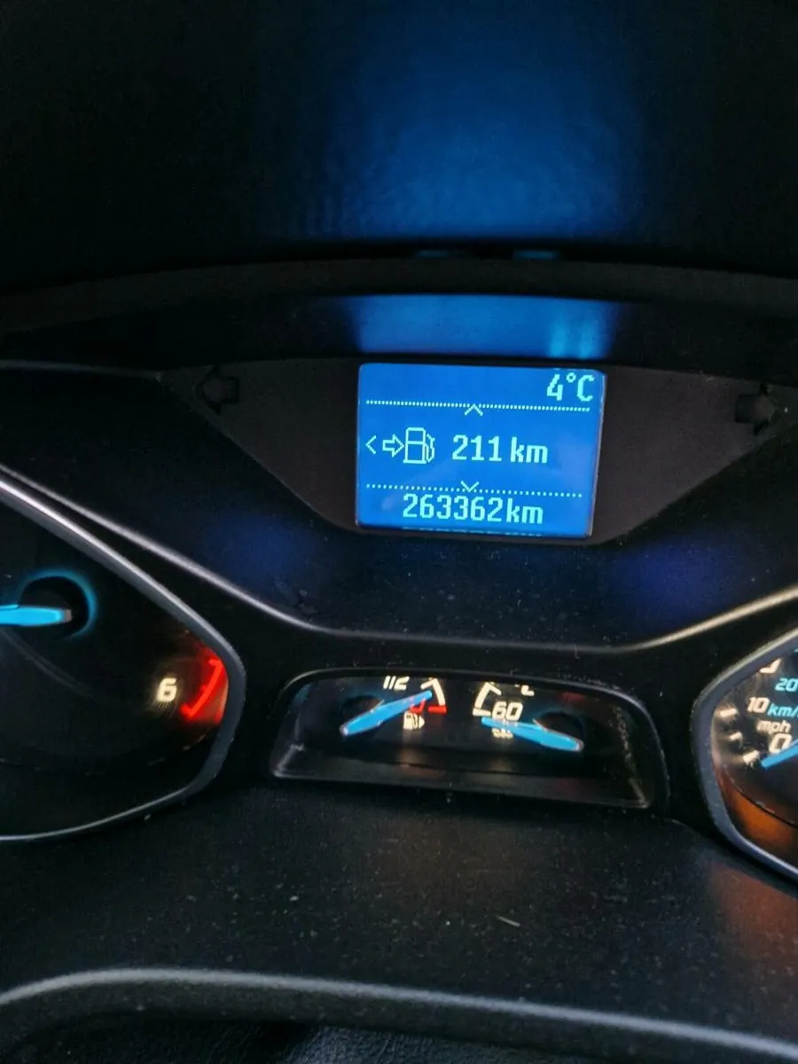 Ford Focus TD - Image 4