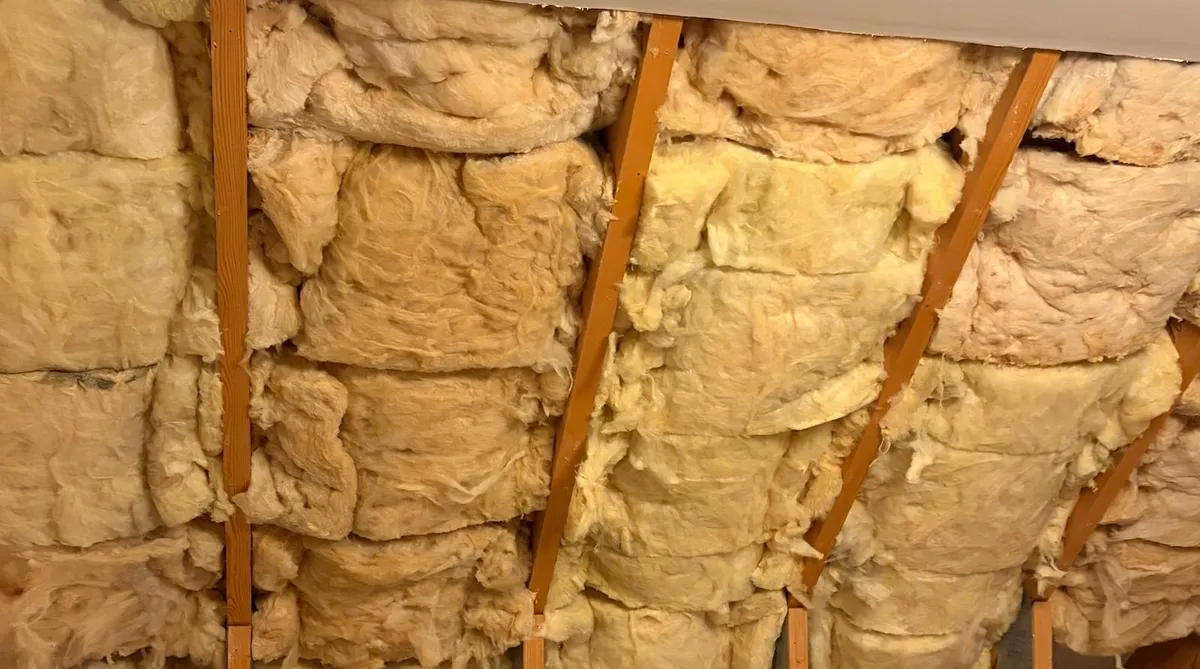 Free: fiberglass insulation - Image 2