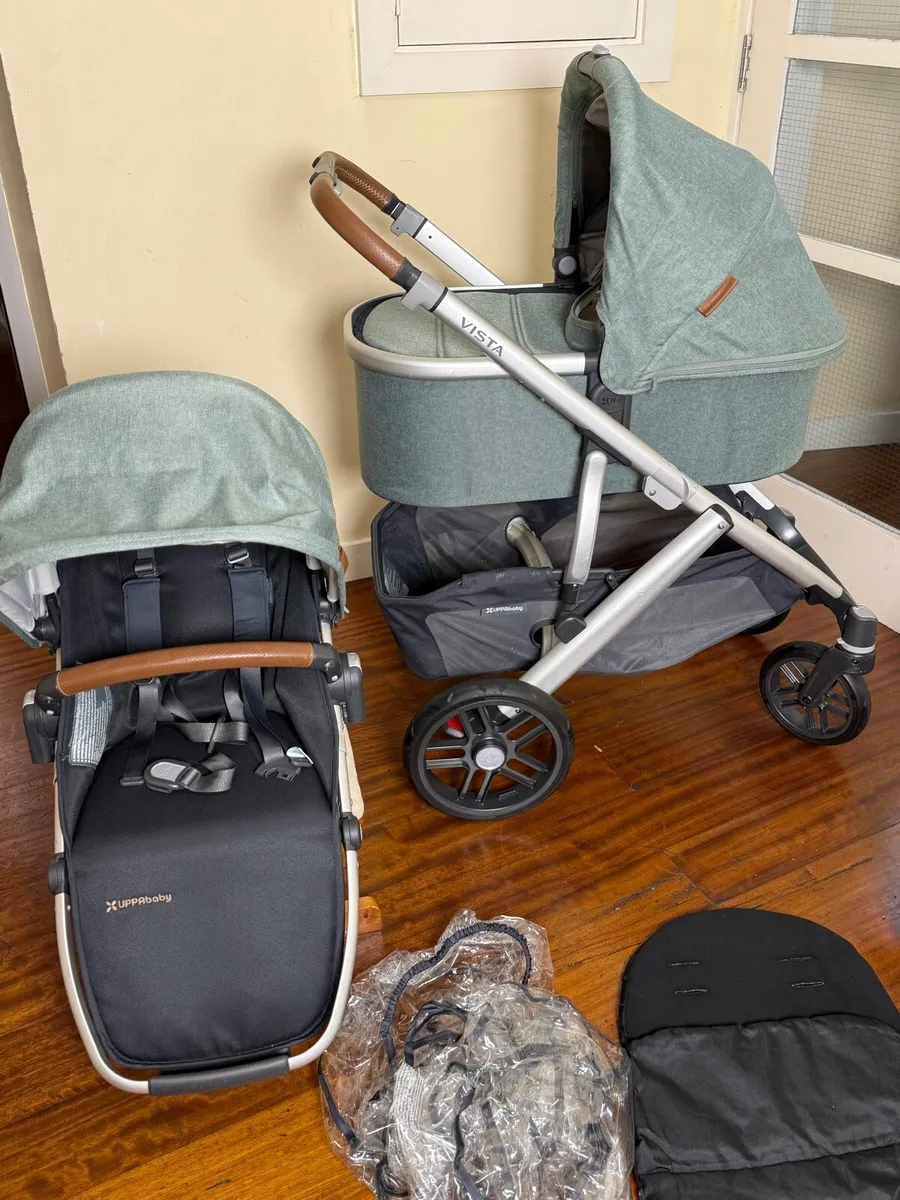 New condition Uppababy Vista V2 with car seat - Image 2
