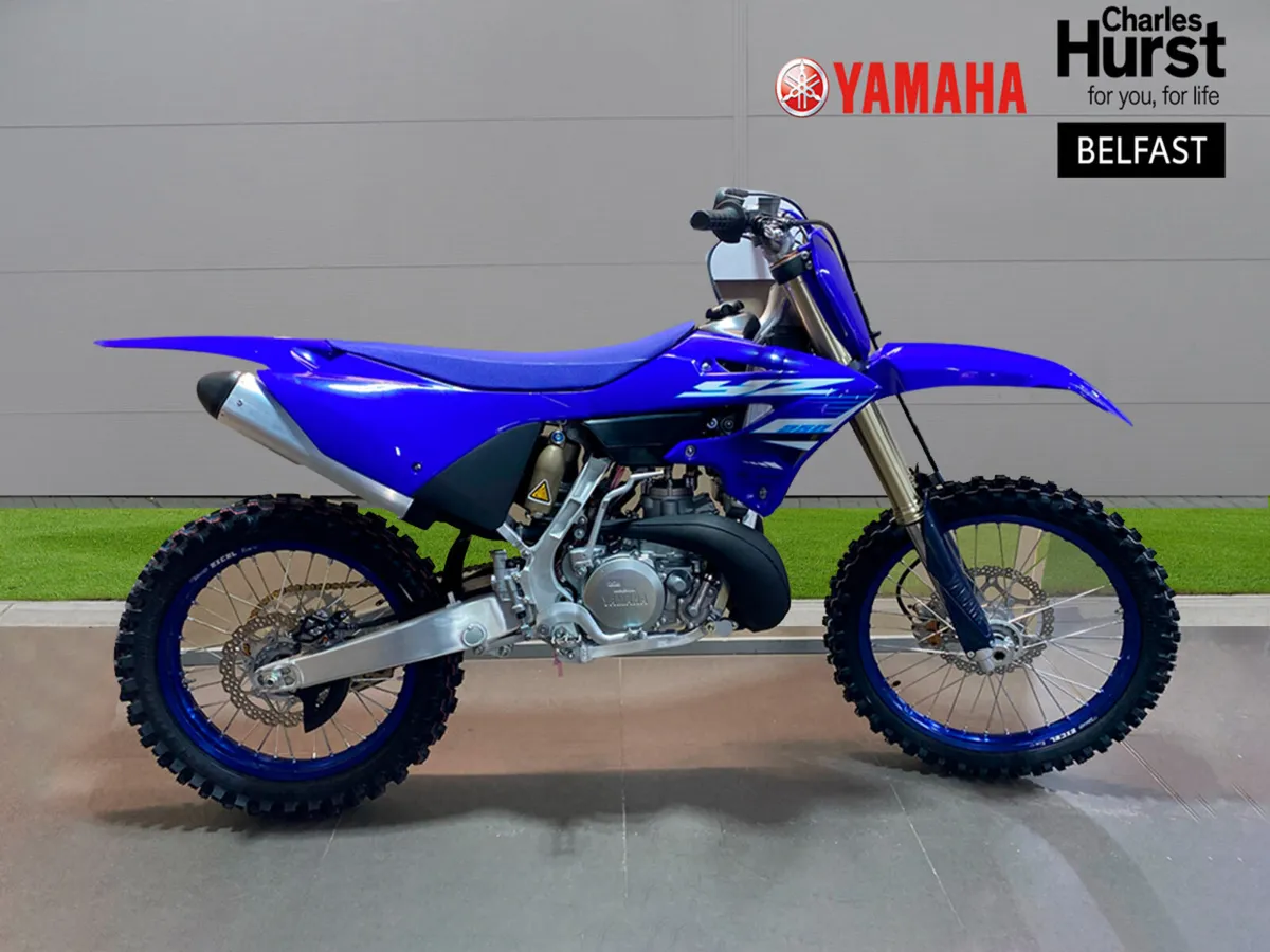 New Yamaha YZ 250LC MX (25MY), Special Offer - Image 1