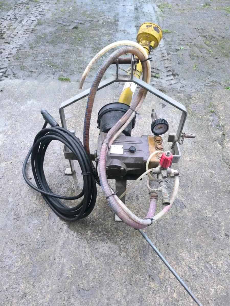 Hawk Tractor Power Washer - Image 1