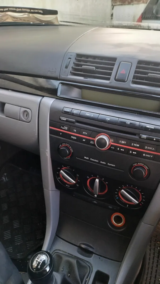 Mazda3 2007 - Image 2