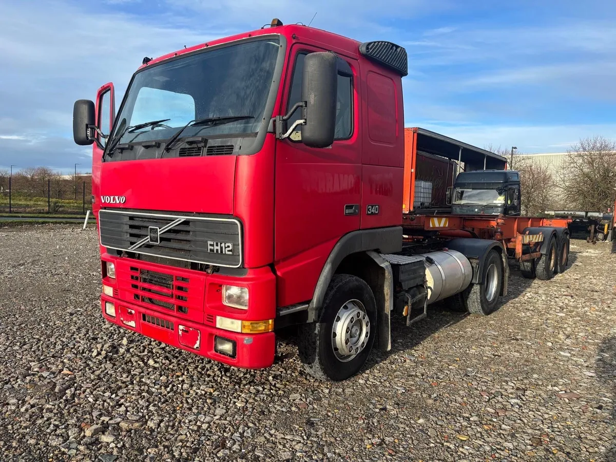 Volvo Fh and 20ft skelly - Image 2