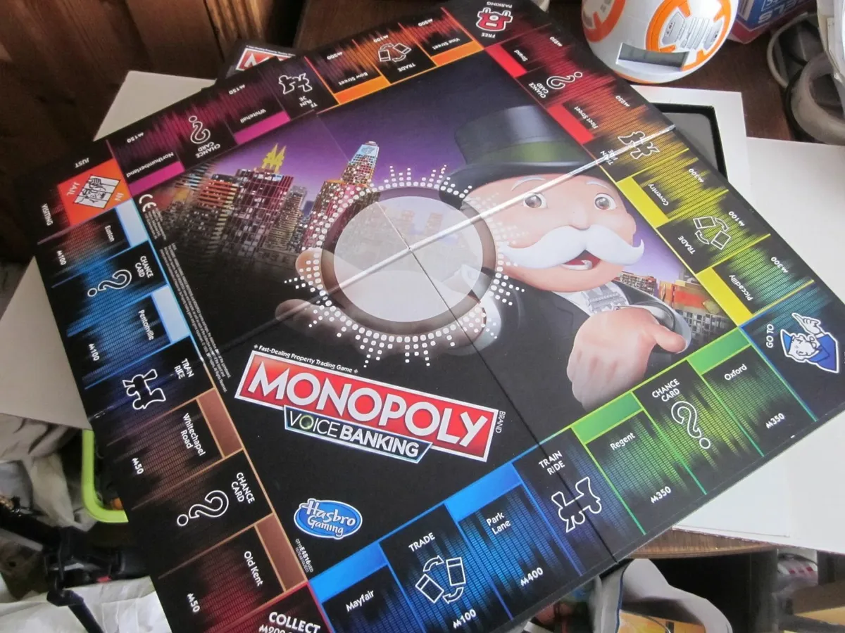 Monopoly Voice Banking Electronic Game - Image 4