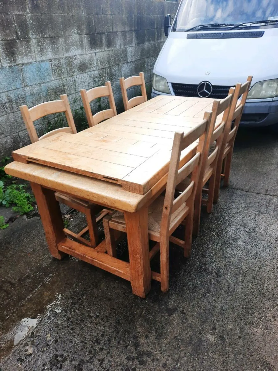 Dinning table - Image 1