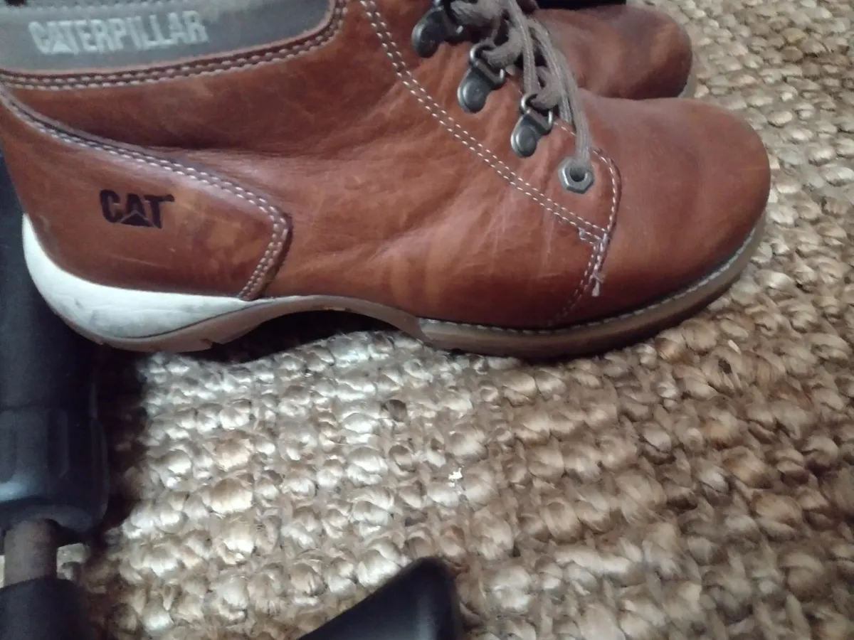 Ladies Caterpillar brown casual boots UK5 - Image 3