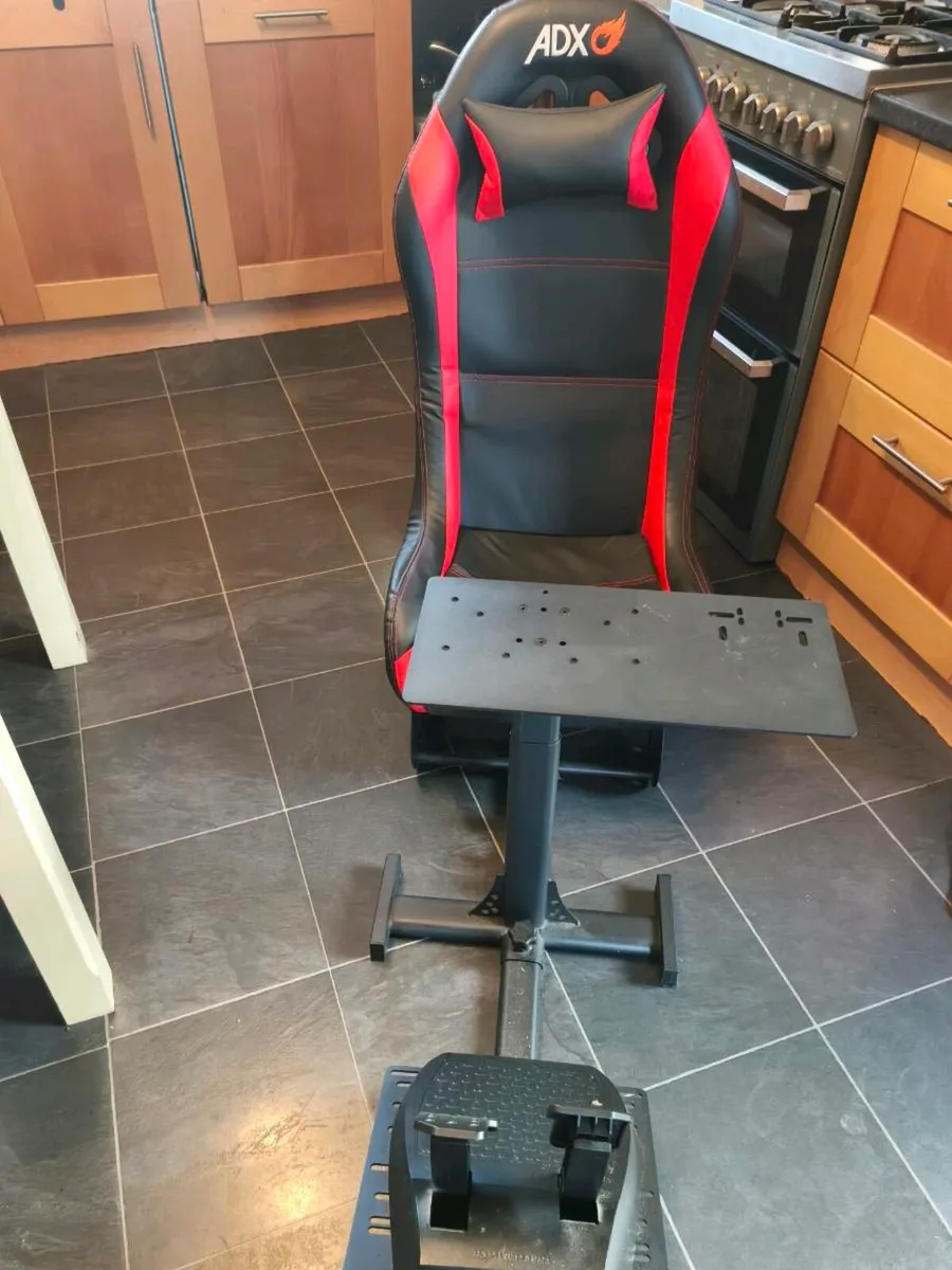 ADX Racing Seat with Thrustmaster Wheel and pedals - Image 2