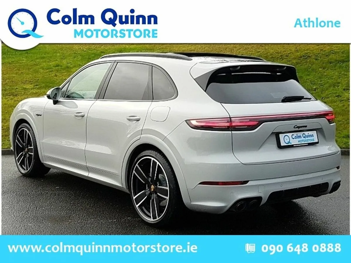 Porsche Cayenne 3.0 V6 Platinum Edition 4WD - High - Image 3