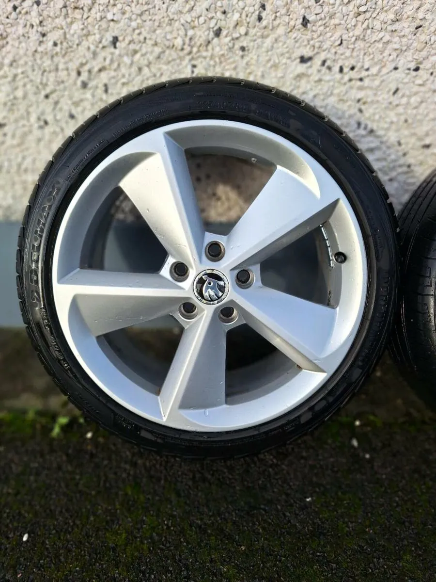 18" Genuine Skoda Octavia Alloy Wheels - Image 3