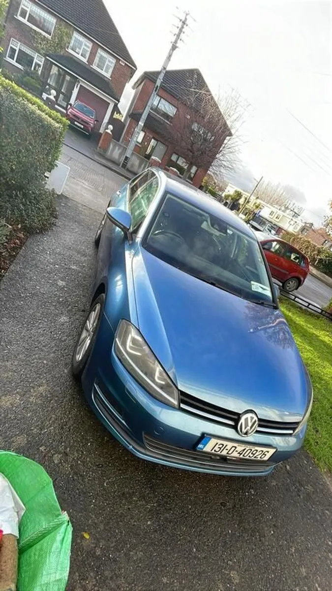 2013 Volkswagen Golf - Image 1