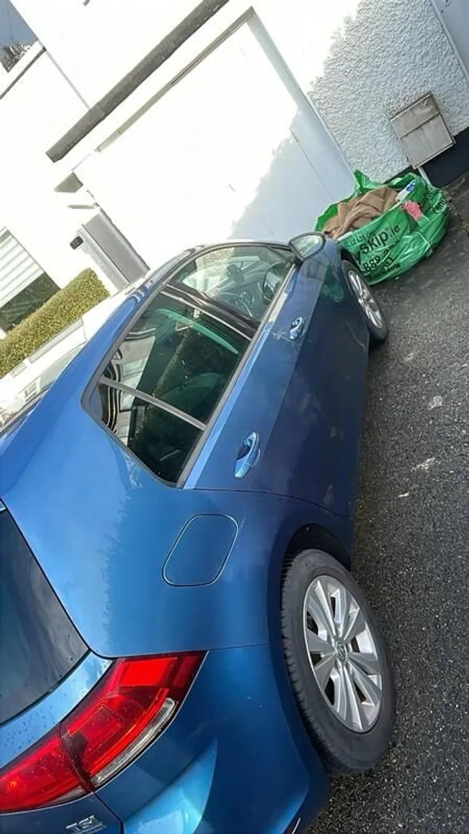 2013 Volkswagen Golf - Image 4