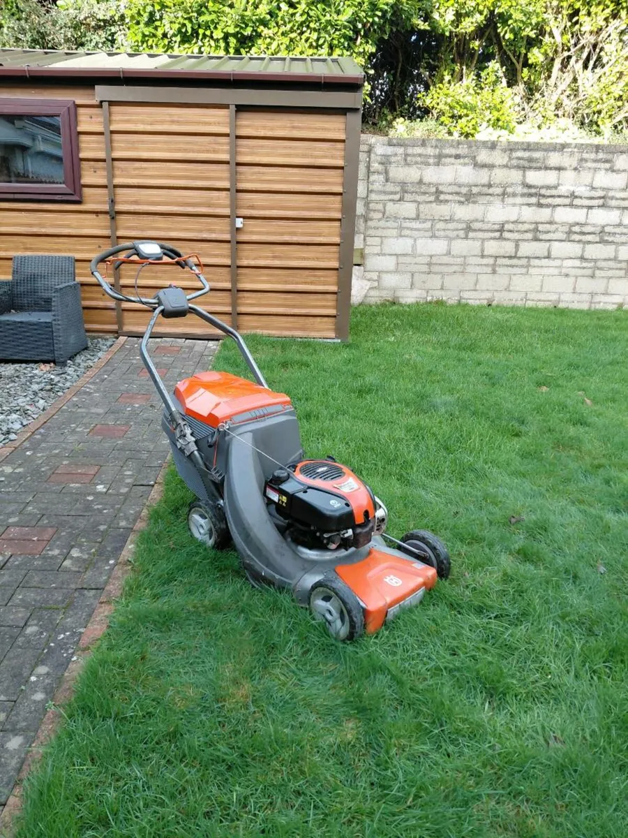 Husqvarna LC 53E e Lawnmower - 21" Self-Propelled - Image 1