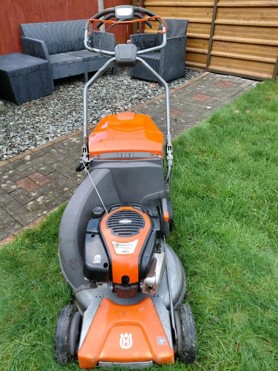 Husqvarna LC 53E e Lawnmower - 21" Self-Propelled - Image 2