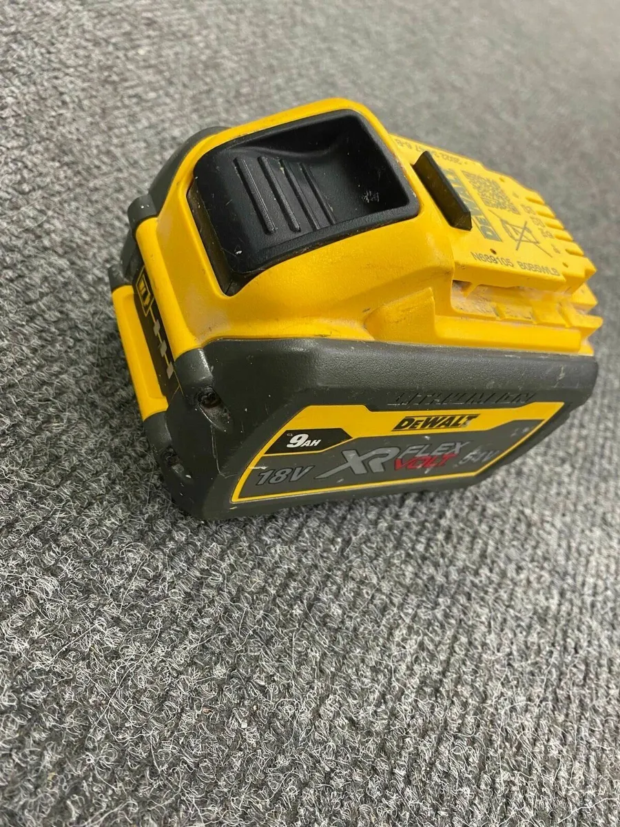 DeWalt 9Ah Battery - Image 1