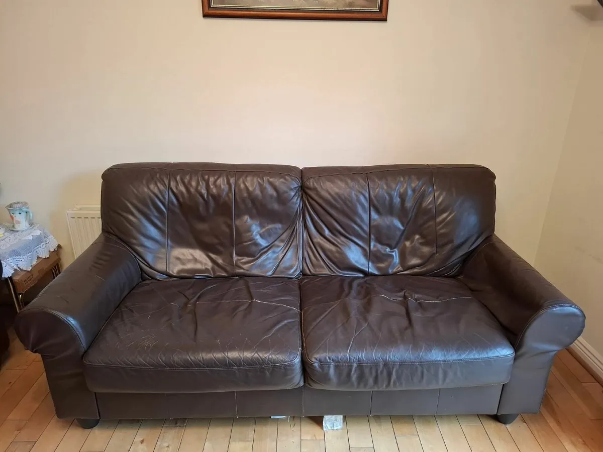 Couch - Image 2