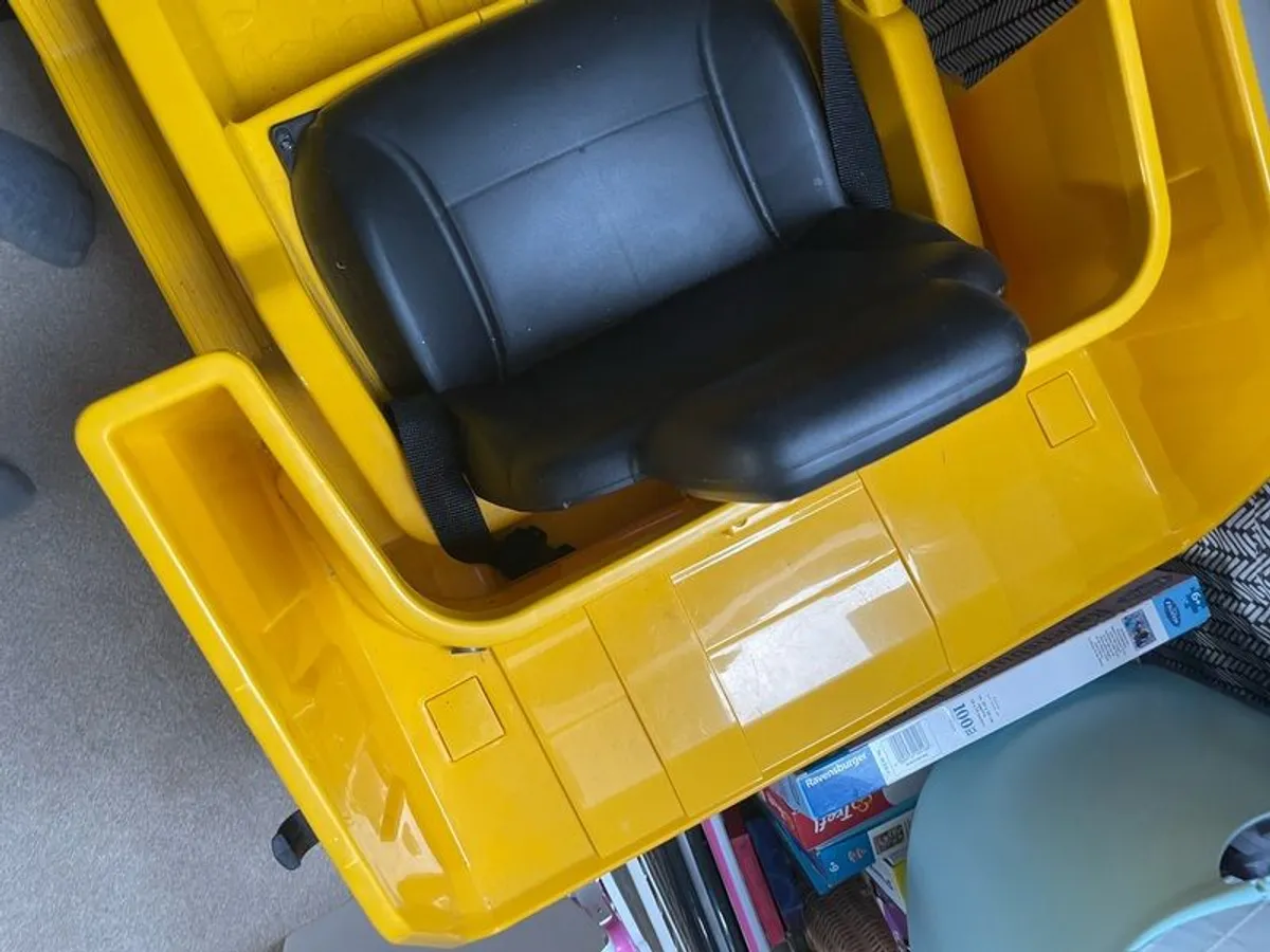 electric car - Image 1