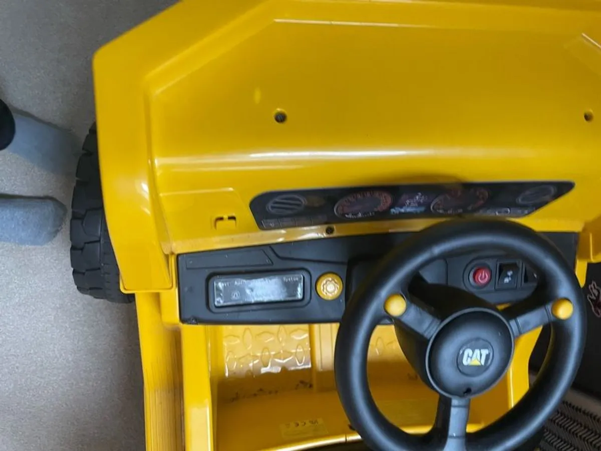 electric car - Image 4