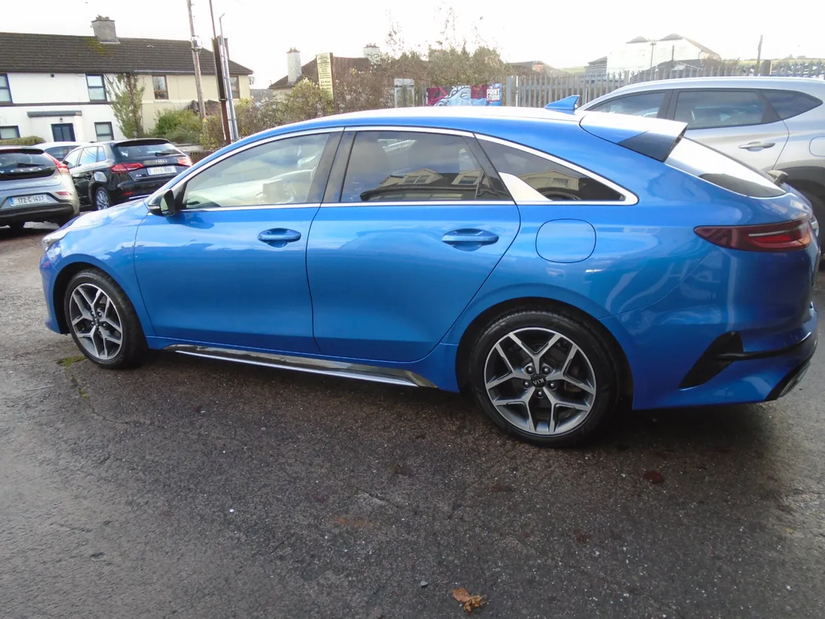 KIA PROCEED  2019 GT LINE - Image 3