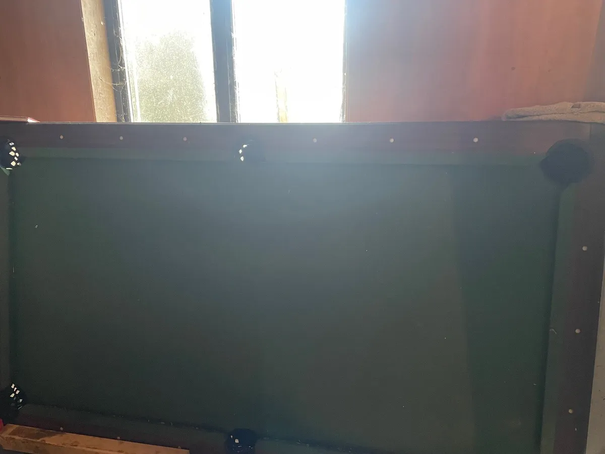 Full sized pool table - Image 1