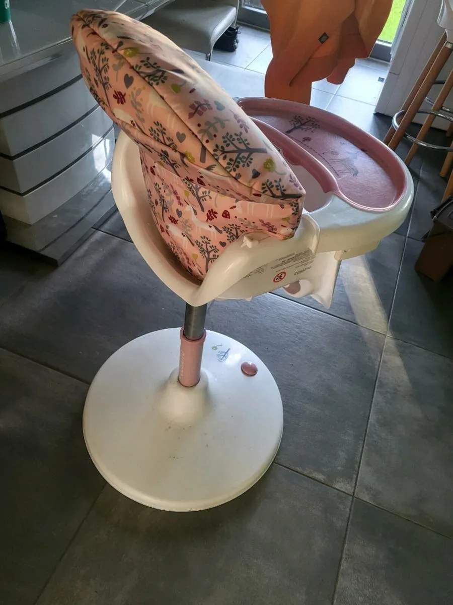 Baby girl  high chair cosatto - Image 1