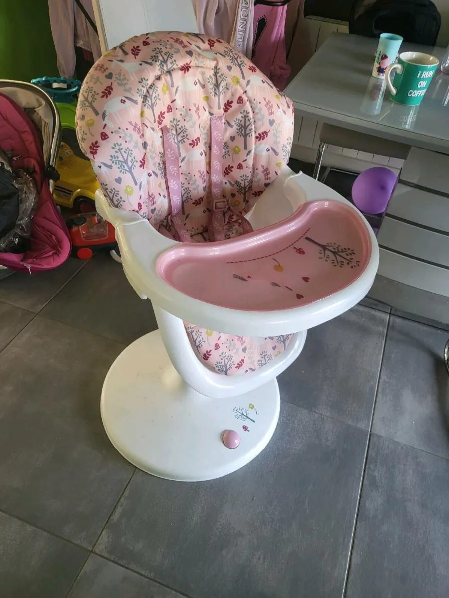 Baby girl  high chair cosatto - Image 3