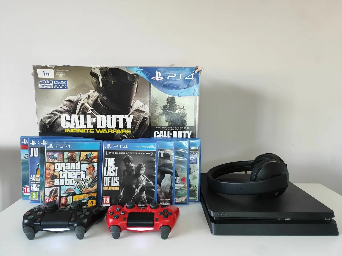 Samsung TV + PS4 - Image 2