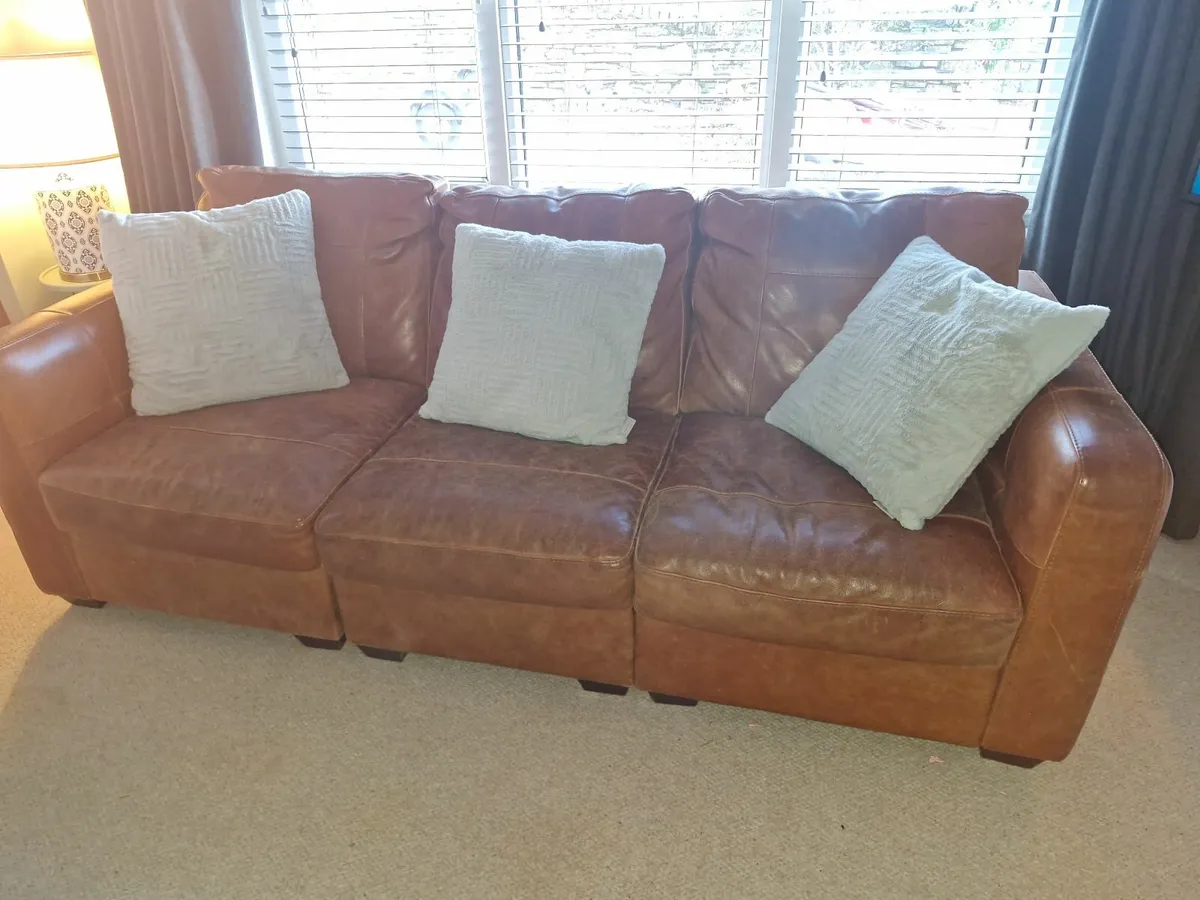 Sofa / Couch -  3 (to 4) Seater Tan Leather - Image 1