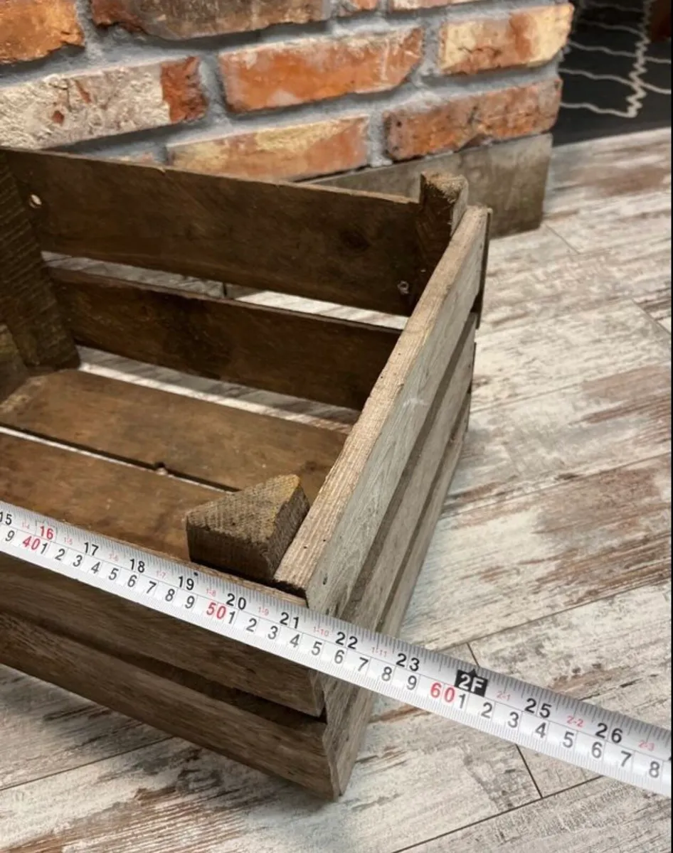 Vintage wood box - Image 2