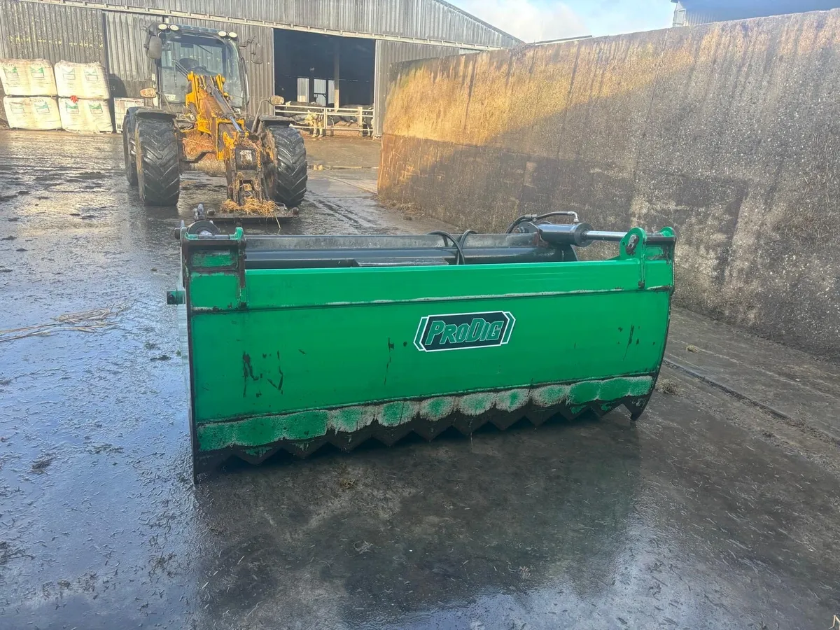 Prodig 7 ft shear bucket - Image 1