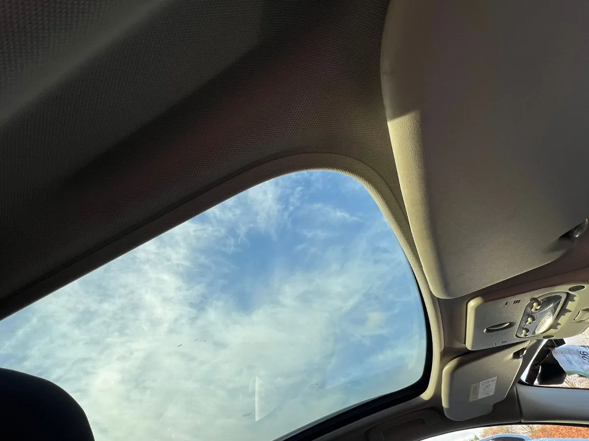 Nissan Qashqai 2015 1.2 Petrol new nct 5/27 tax - Image 4