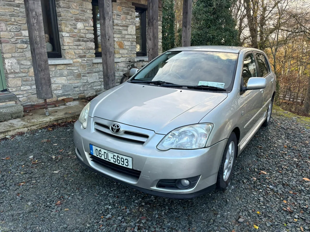 Toyota Corolla 1.4 2006 - Image 2