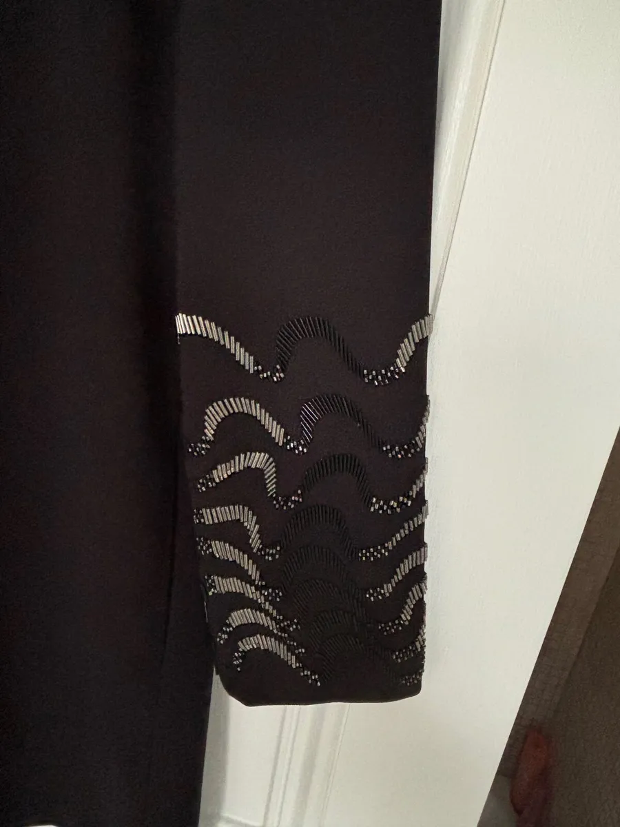 Victoria Beckham dress - perfect for Xmas parties! - Image 3