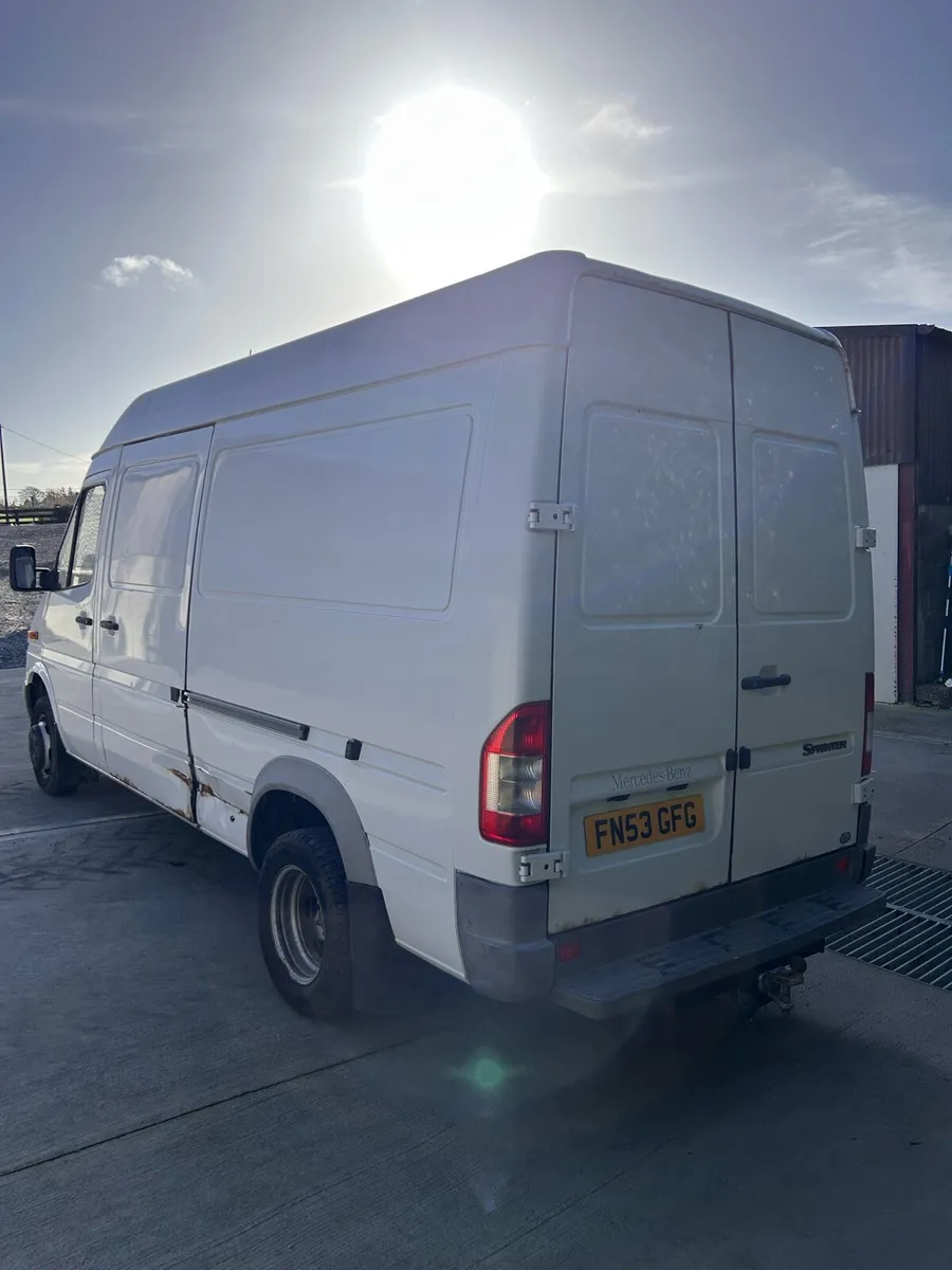 Mercedes Sprinter - Image 3