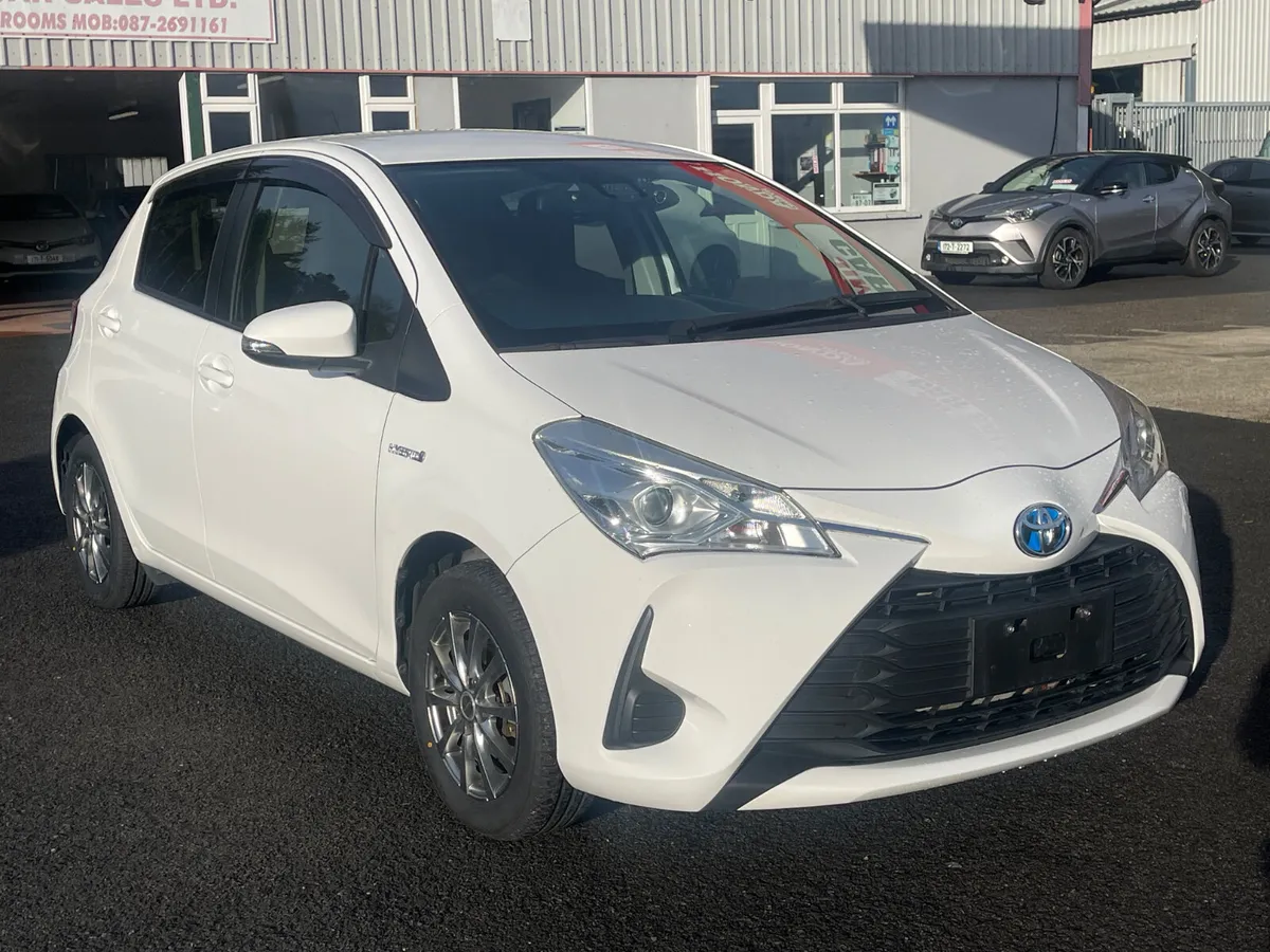 2017-1 Toyota Yaris - Image 1
