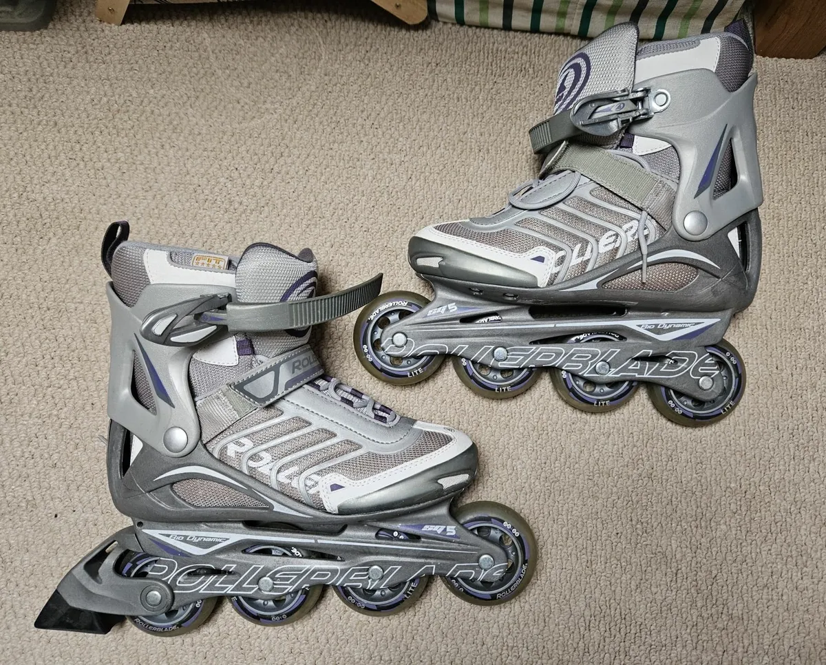 Women's Spiritblade roller blades, size 6. - Image 1
