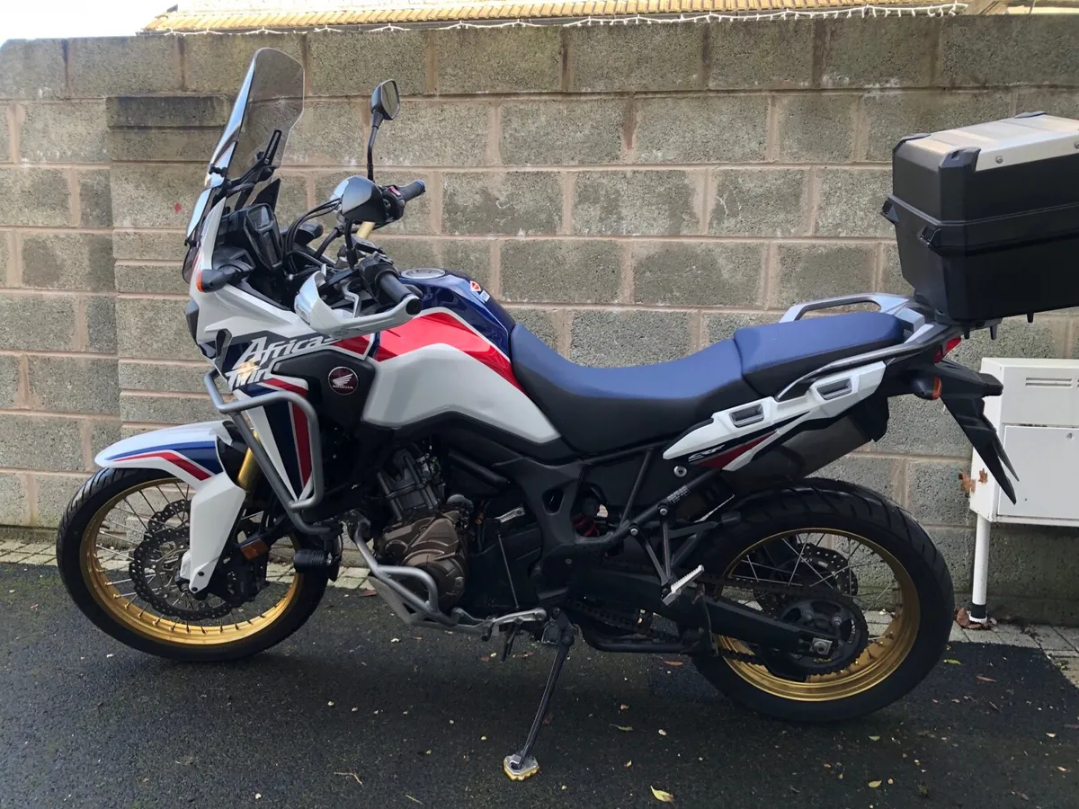 Africa Twin CRF1000L - Image 3
