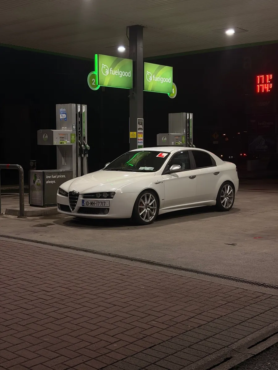 Alfa Romeo 159 1.9 jtdm 2010 - Image 1