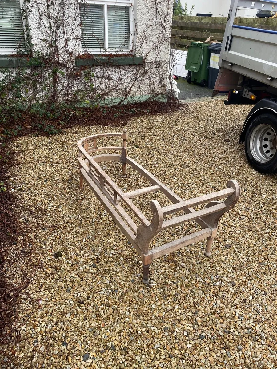 Chaise longue and chair - Image 3