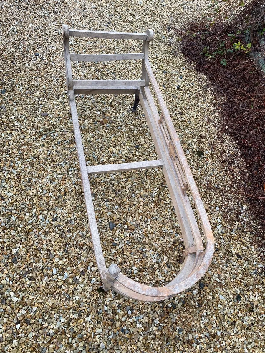 Chaise longue and chair - Image 4