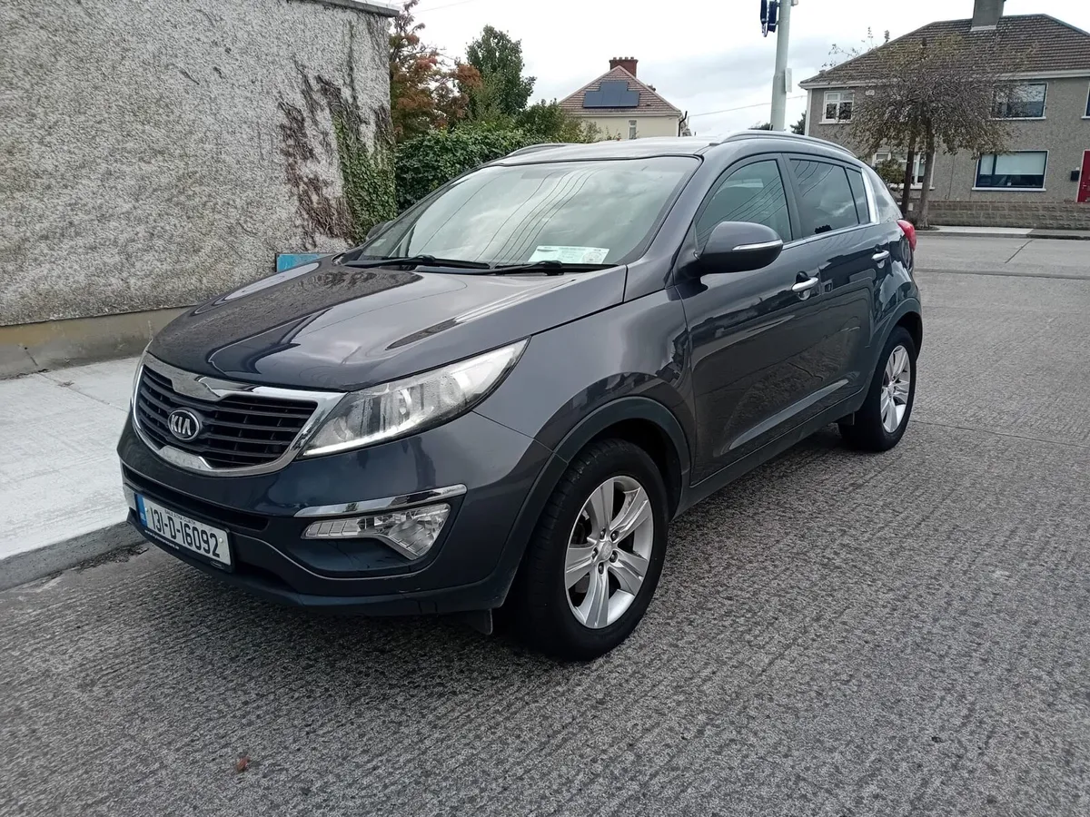 2013 Kia sportage - Image 2