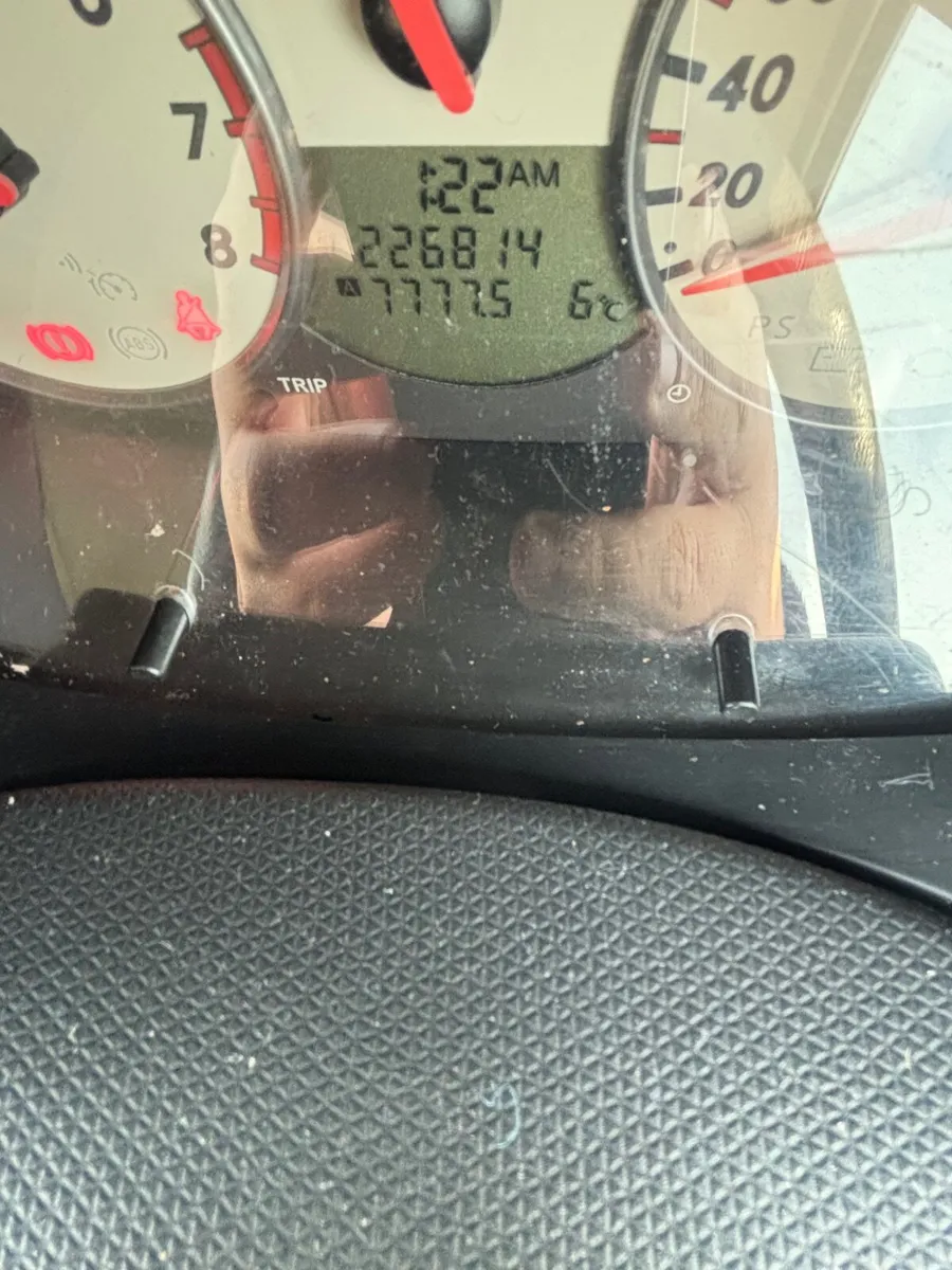 Nissan Micra 2008 - Image 2