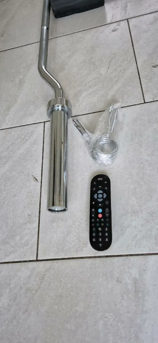 Brand new 22kilo safety squat bar - Image 3